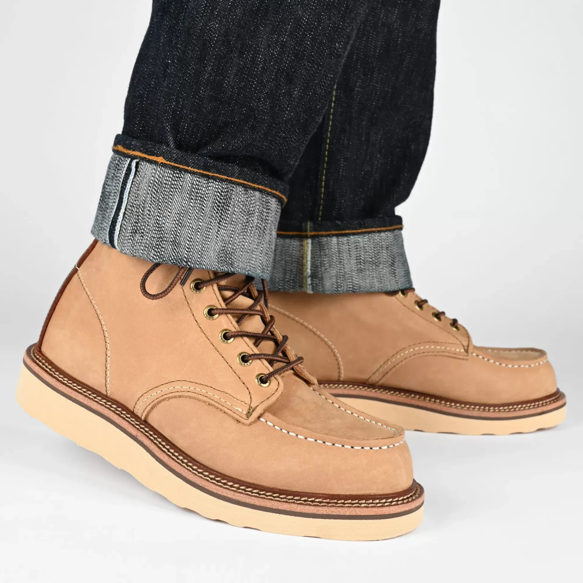 Discount TAFT Model 002 Boot In Beige