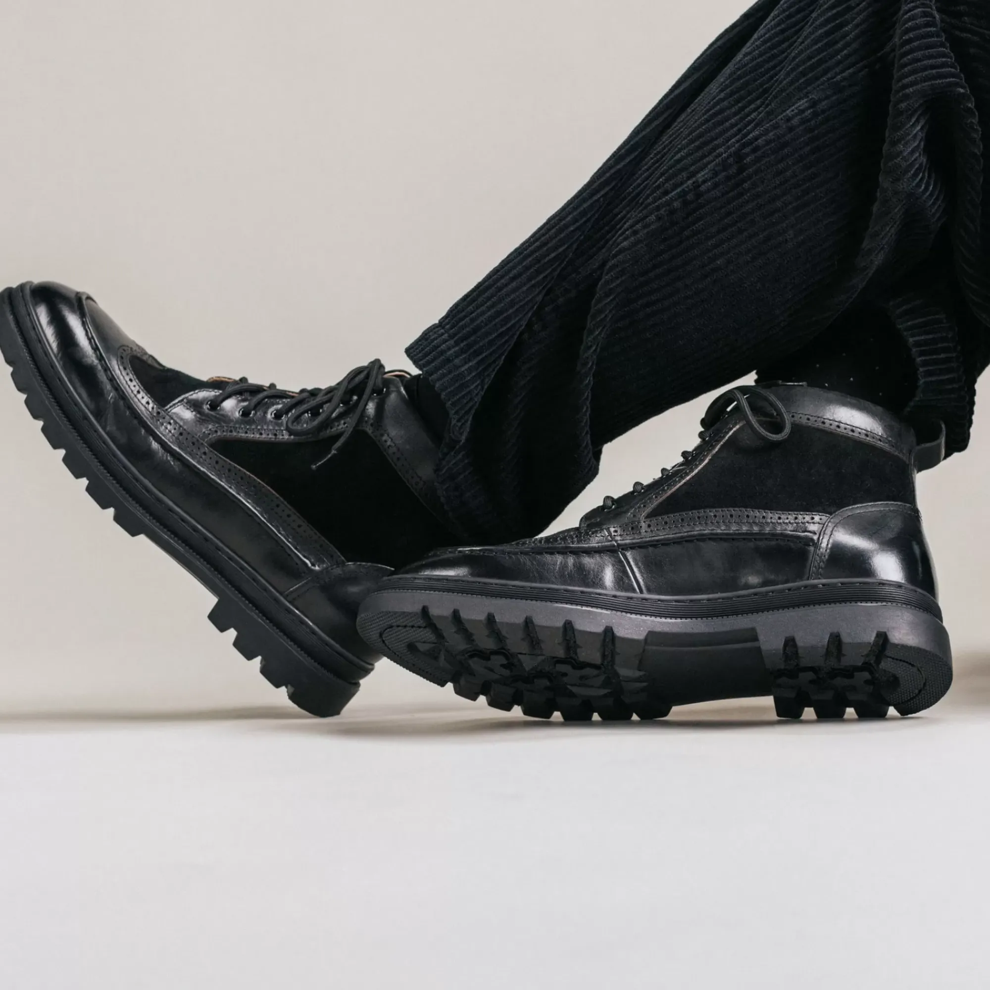 New TAFT Model 008 Boot In Black