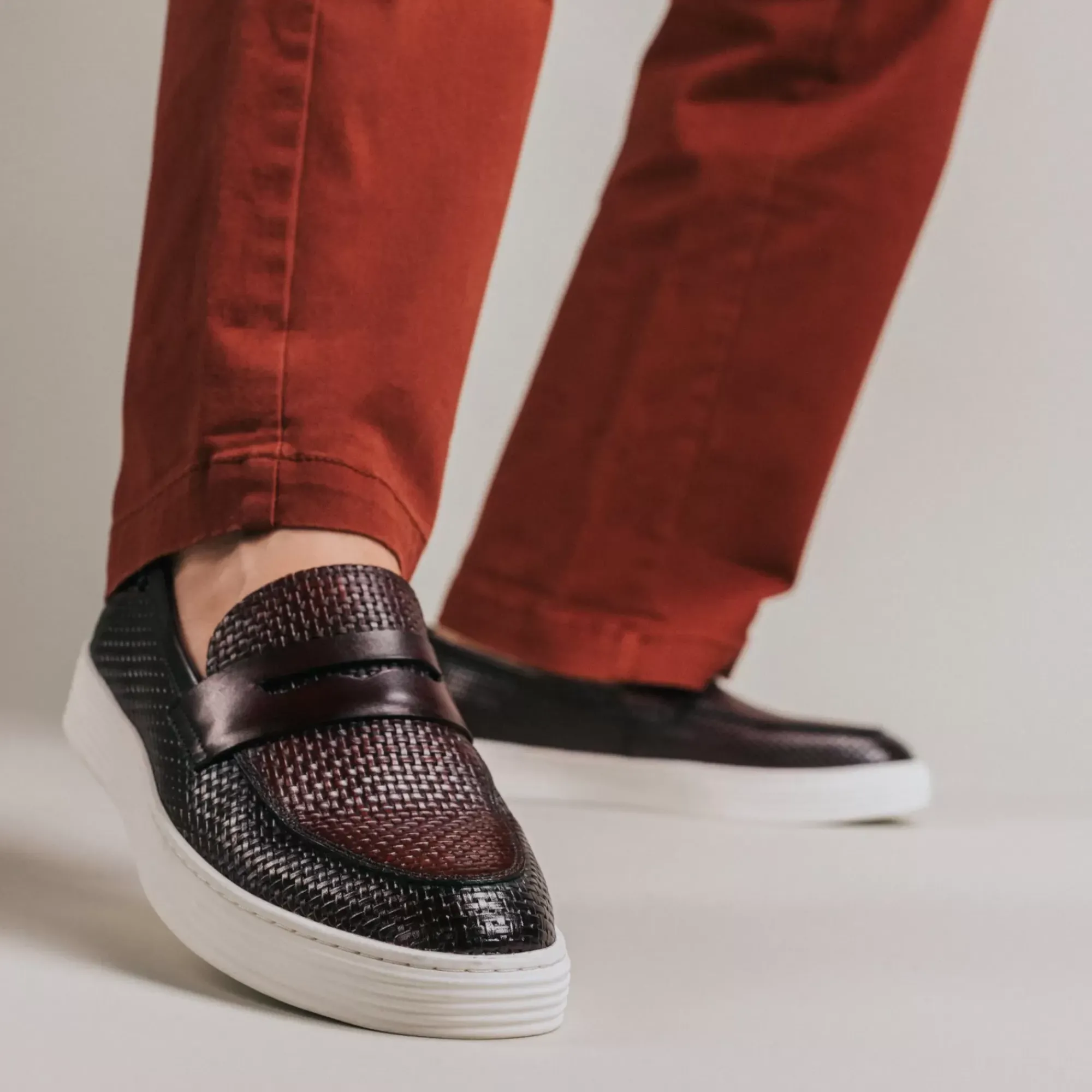 Discount TAFT Model 106 Loafer In Cherry